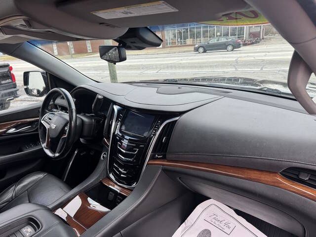 2019 Cadillac Escalade ESV Luxury