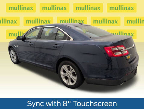 2017 Ford Taurus SEL