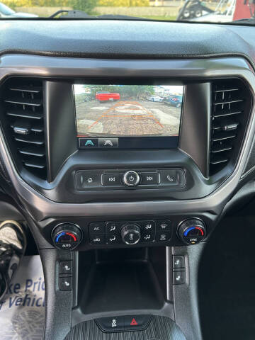 2017 GMC Acadia SLE-2