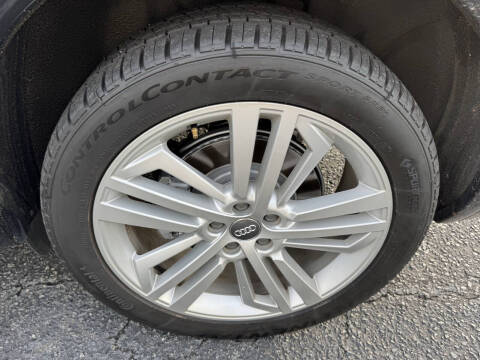 2018 Audi Q5 2.0T quattro Premium Plus