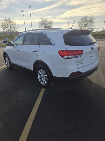 2016 Kia Sorento LX