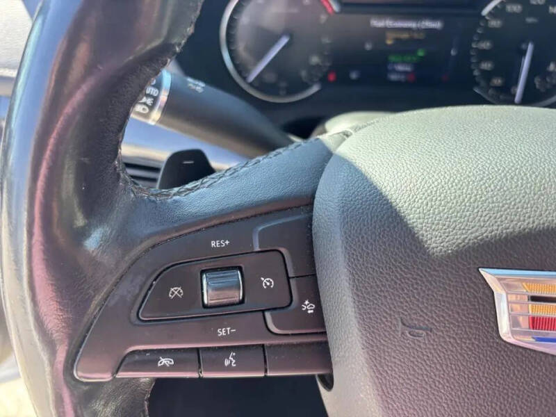 2019 Cadillac XT4 Premium Luxury