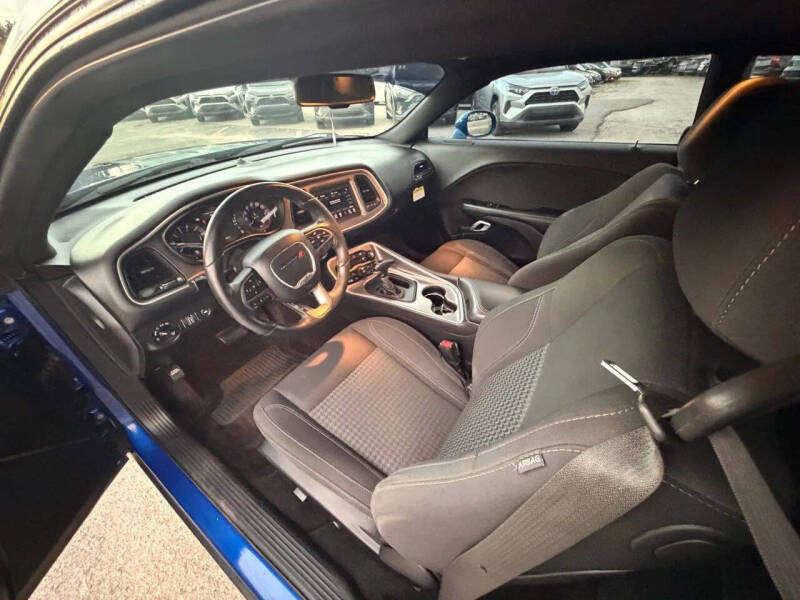 2019 Dodge Challenger SXT