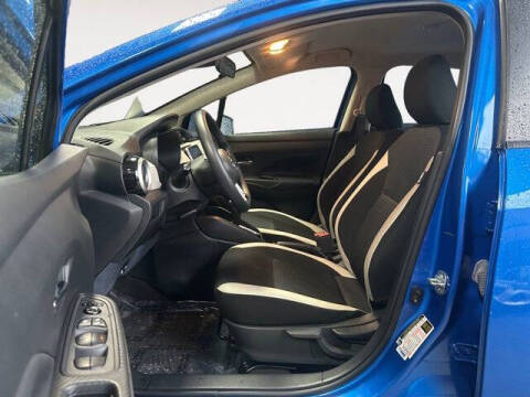 2022 Nissan Versa SV