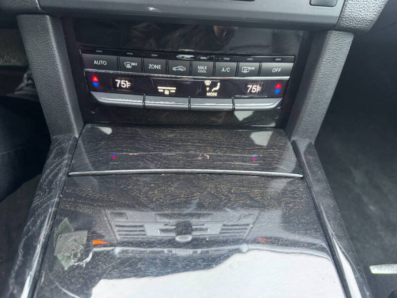 2011 Mercedes-Benz E-Class E 350 BlueTEC Sport