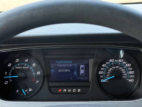2016 Ford Taurus SE