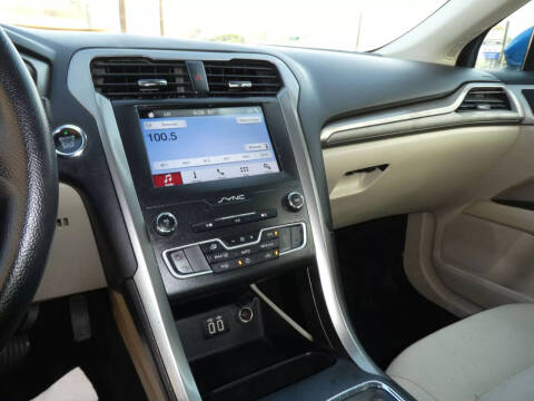 2019 Ford Fusion Hybrid SE