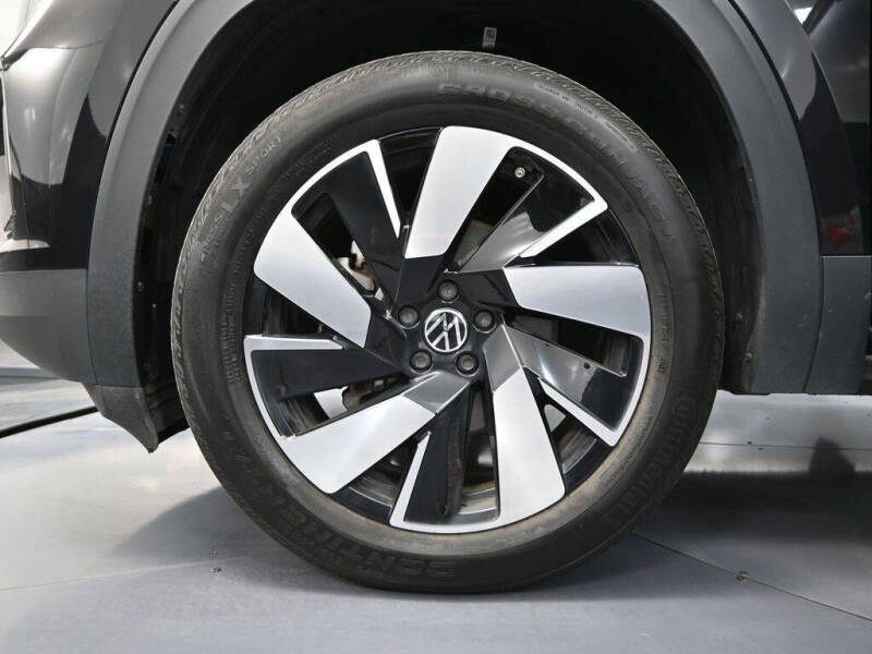 2024 Volkswagen Atlas Cross Sport SE 4Motion