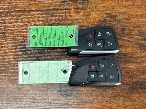 2023 GMC Yukon XL SLT