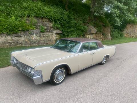 1965 Lincoln Continental for sale at Bogie's Motors in Saint Louis MO