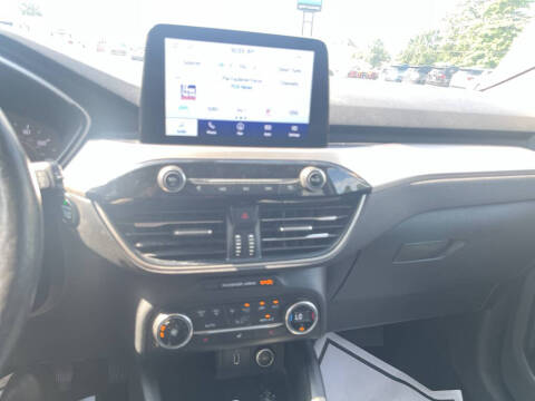 2020 Ford Escape SEL