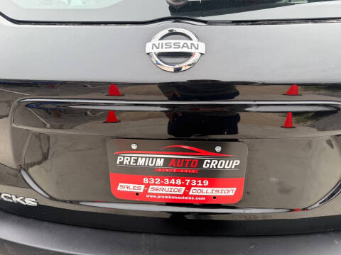 2019 Nissan Kicks SR