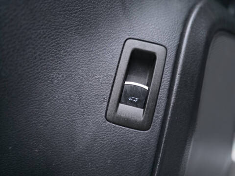 2015 Volkswagen Touareg V6 Lux