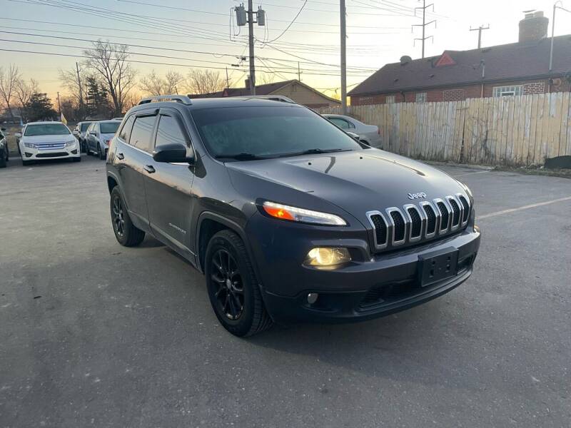2015 Jeep Cherokee for sale at Senator Auto Sales in Wayne MI