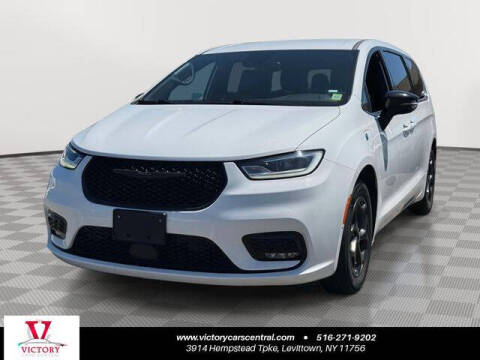 2024 Chrysler Pacifica Plug-In Hybrid Select