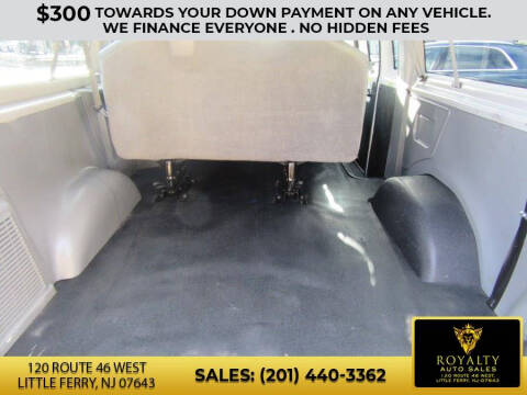 2011 Ford E-Series E-150 XLT