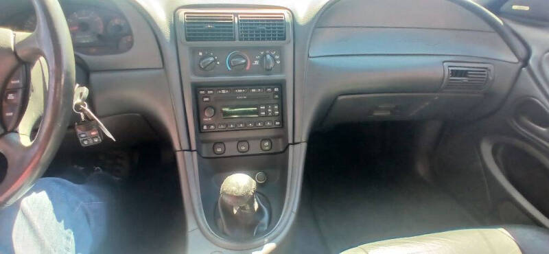 2001 Ford Mustang GT