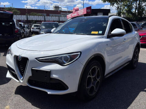 2022 Alfa Romeo Stelvio Ti