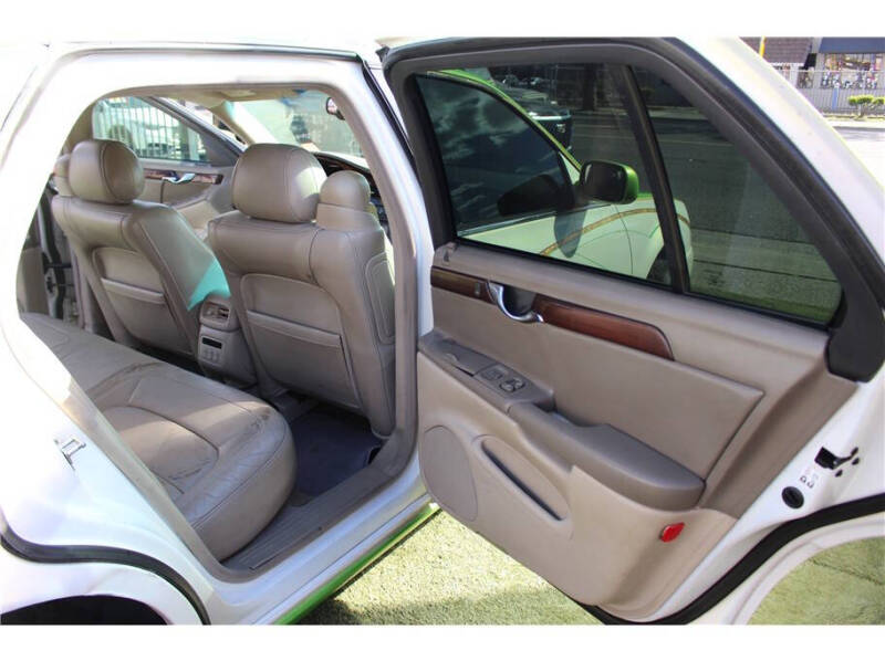 2004 Cadillac DeVille DTS
