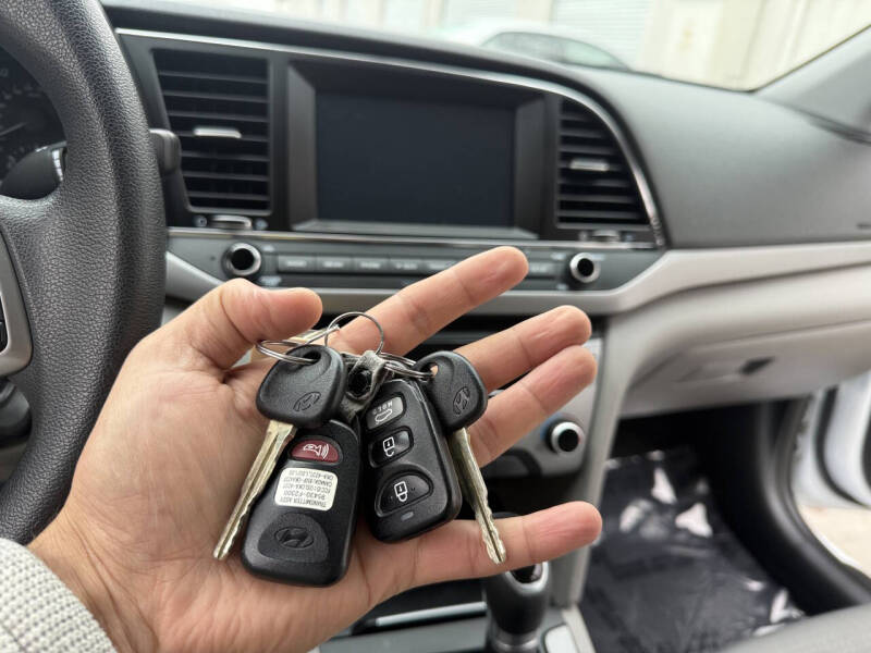 2017 Hyundai Elantra Limited