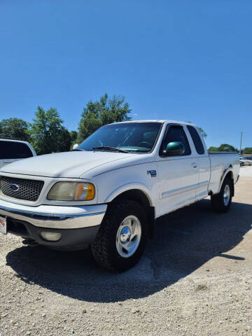 2001 Ford F-150 for sale at WESTSIDE GARAGE LLC in Keokuk IA