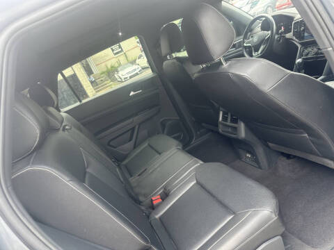 2020 Volkswagen Atlas Cross Sport V6 SEL R-Line 4Motion