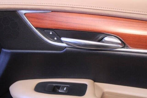 2017 Cadillac XT5 Platinum