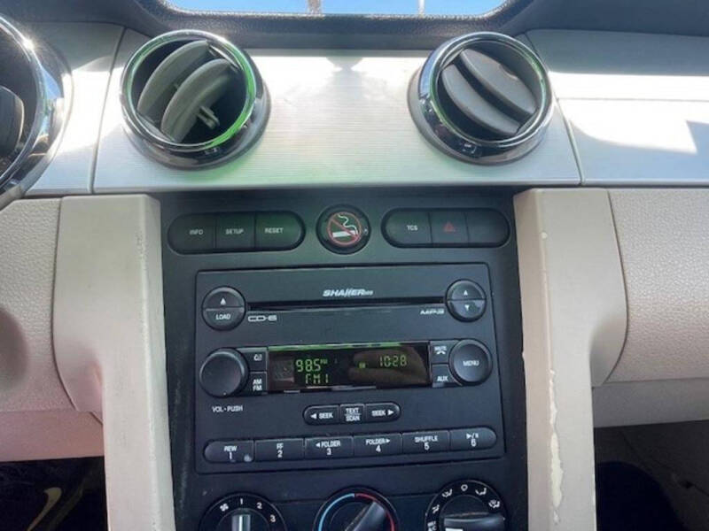 2006 Ford Mustang