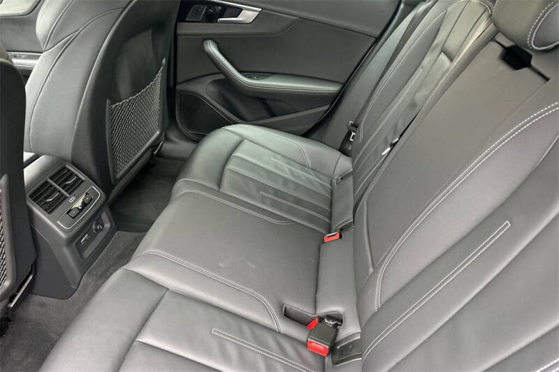 2021 Audi A4 quattro S line Prem Plus 45 TFSI