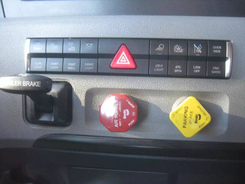 2021 Freightliner Cascadia