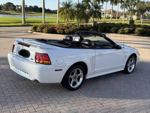 2001 Ford Mustang