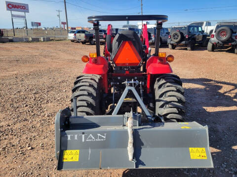 2025 Mahindra 1635 HST