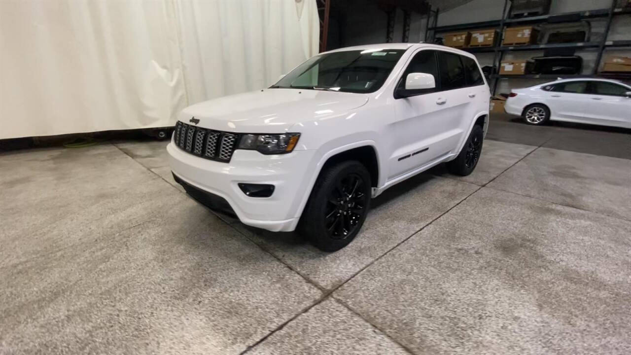 2021 Jeep Grand Cherokee for sale at Victoria Auto Sales in Victoria, MN