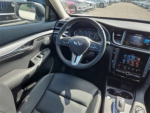 2025 Infiniti QX50 Luxe