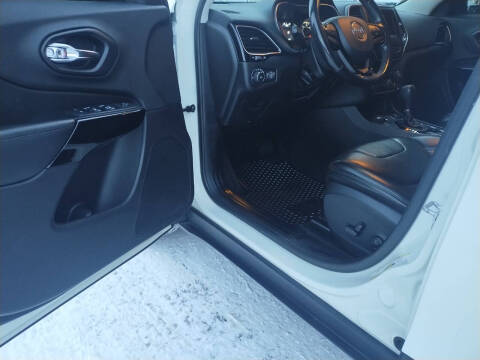 2019 Jeep Cherokee Altitude