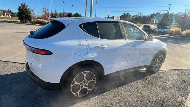 2024 Alfa Romeo Tonale Hybrid Sprint