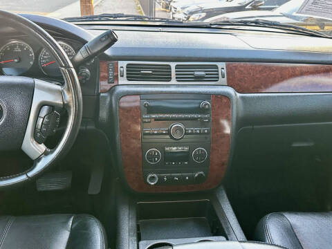 2011 Chevrolet Avalanche LT