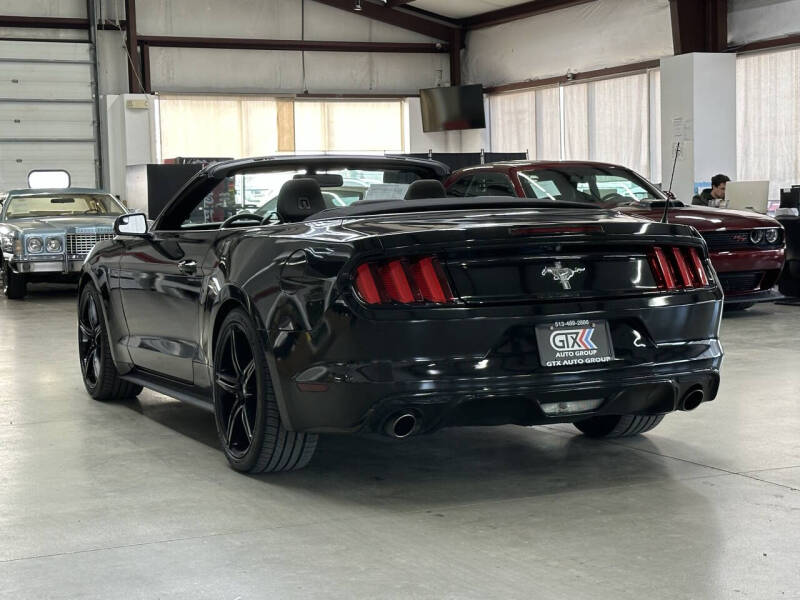 2016 Ford Mustang V6