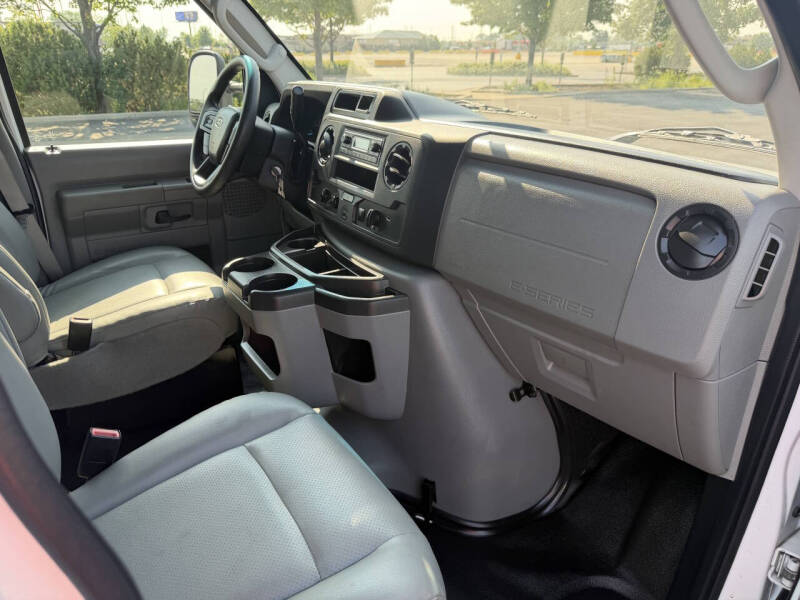 2022 Ford E-Series E-350 SD