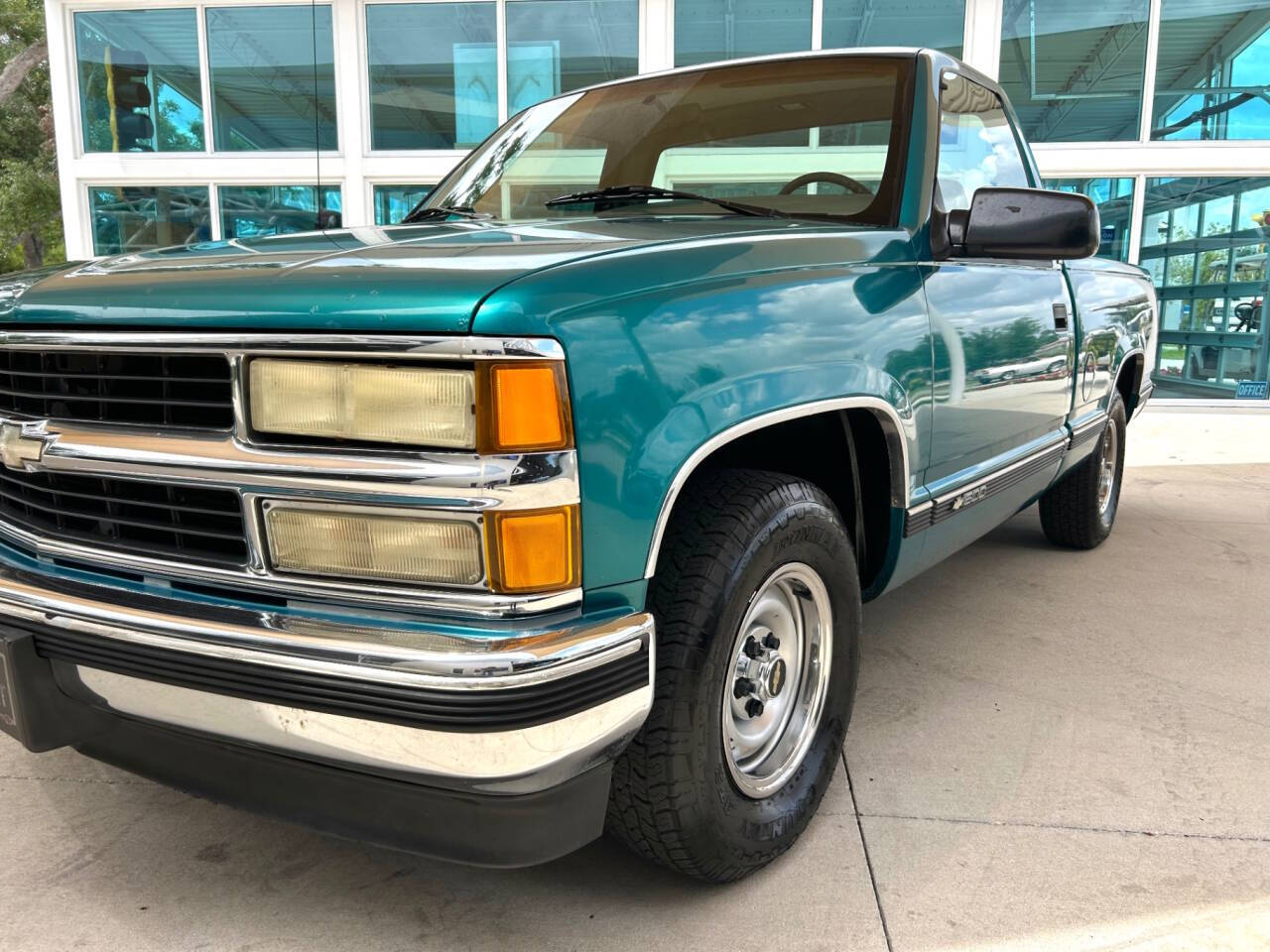 1995 Chevrolet C/K 1500 Series 11