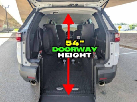 2020 Chevrolet Traverse LT Cloth