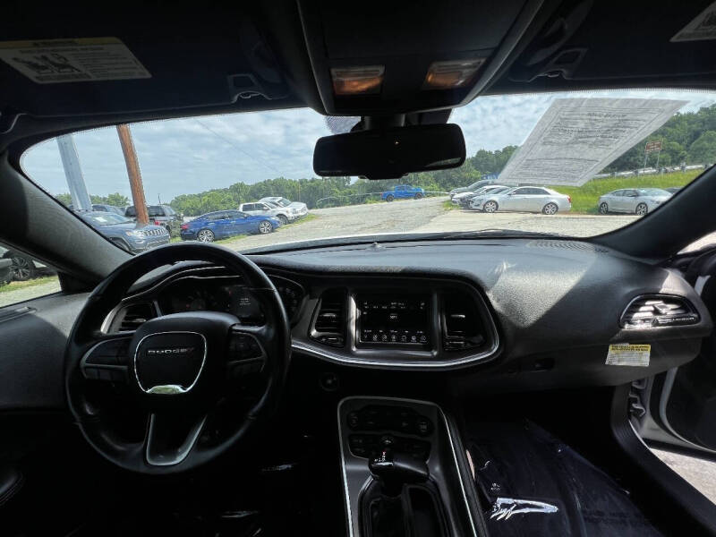 2019 Dodge Challenger SXT