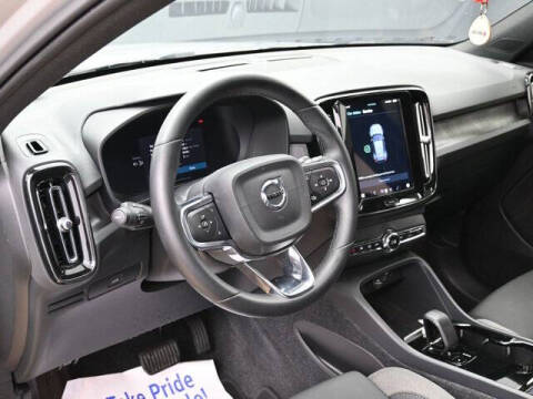 2025 Volvo EX40 Twin Core