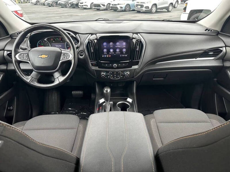 2020 Chevrolet Traverse LT Cloth