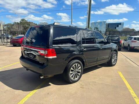 2015 Lincoln Navigator for sale at EZ Auto Finance in Houston TX