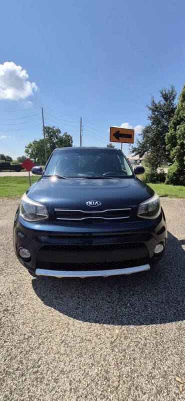 2017 Kia Soul +