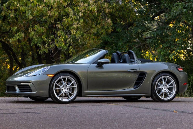 2021 Porsche 718 Boxster