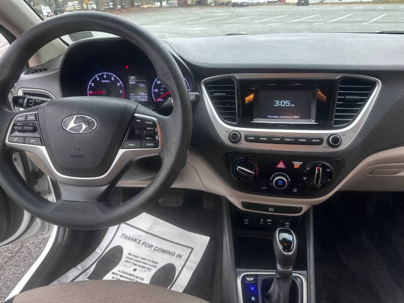 2018 Hyundai Accent SE