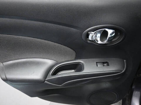 2015 Nissan Versa 1.6 SV