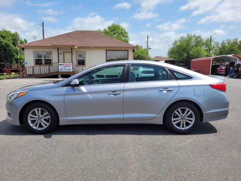 2015 Hyundai Sonata for sale at Mid Valley Motors in La Feria TX